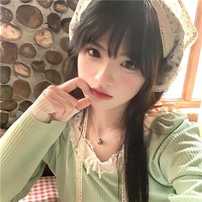 校草是女生